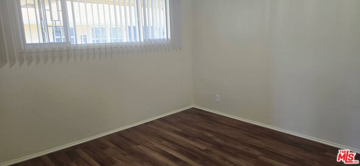 Apartment for rent at 2635 W Imperial Highway 2635-6, Inglewood, CA 90303