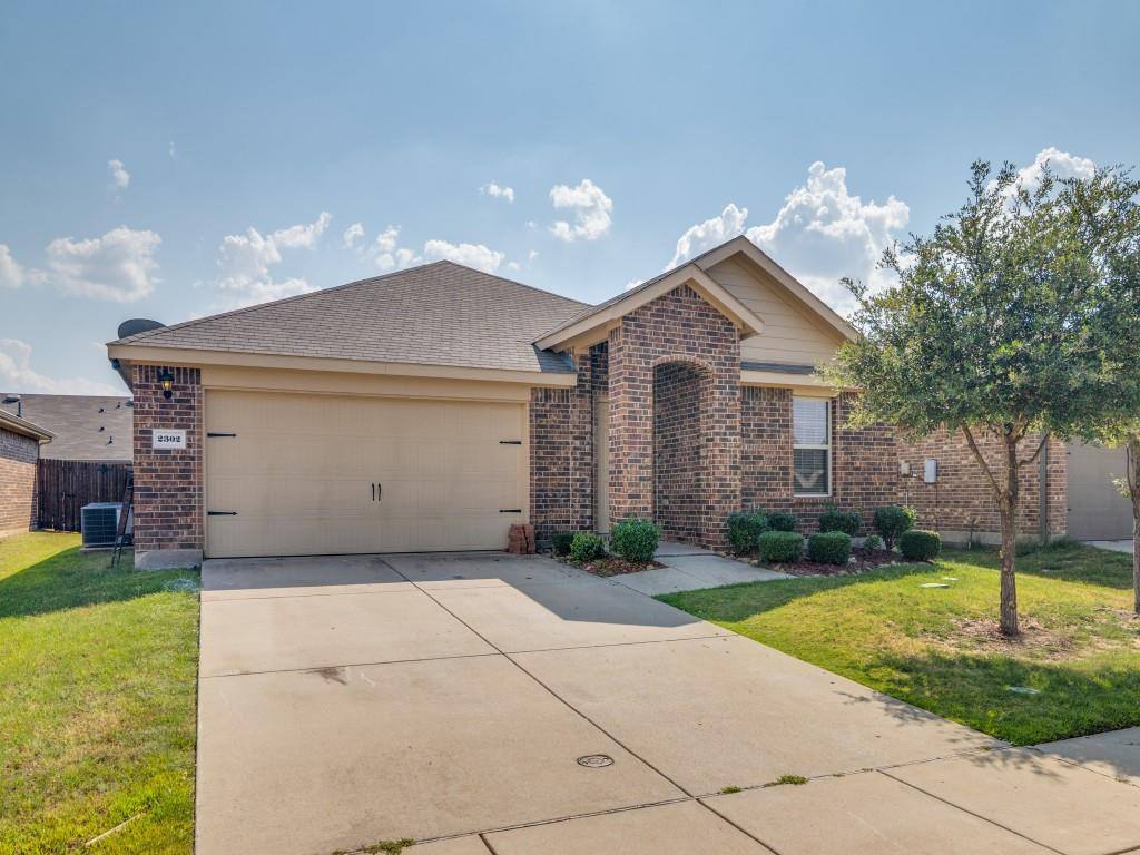 Apartment for rent at 2302 Tombstone Rd, Forney, TX 75126