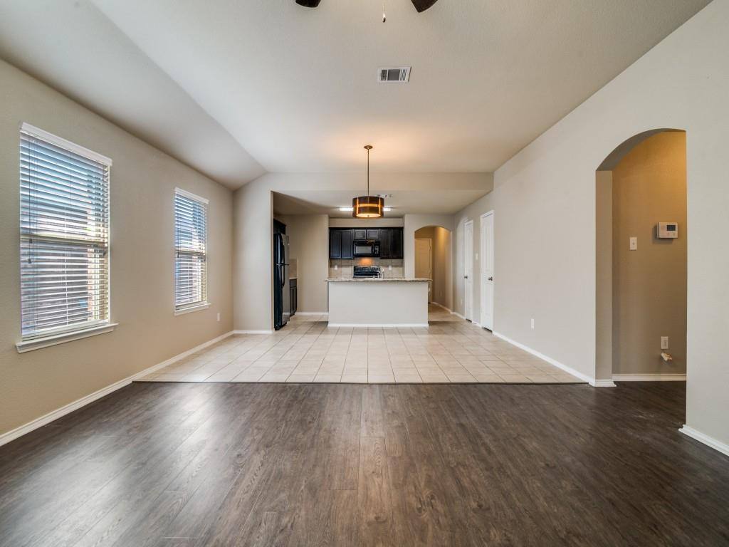 Apartment for rent at 2302 Tombstone Rd, Forney, TX 75126