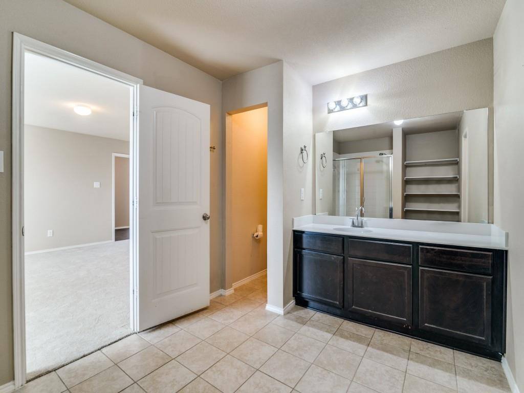 Apartment for rent at 2302 Tombstone Rd, Forney, TX 75126