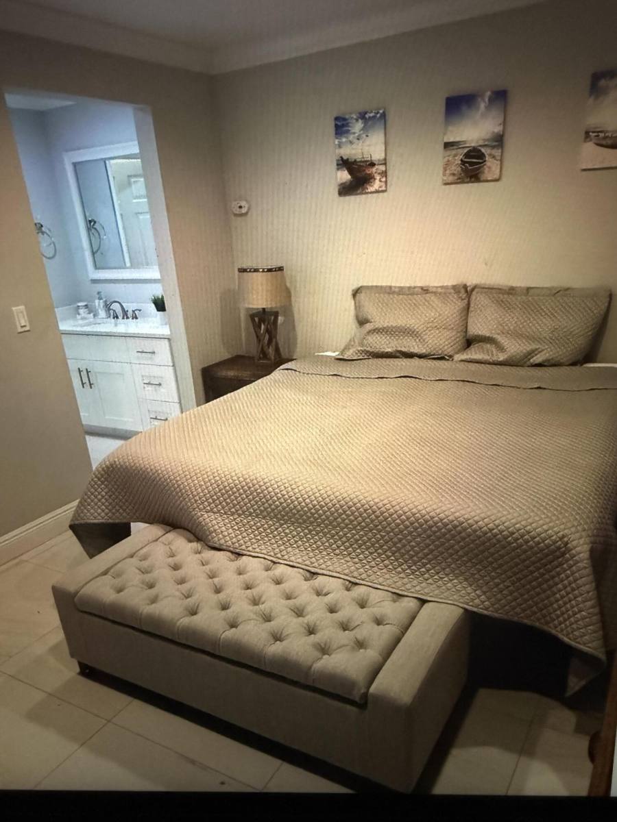 Townhouse for rent at 12725 Shoreline Dr #127256C, Wellington, FL 33414