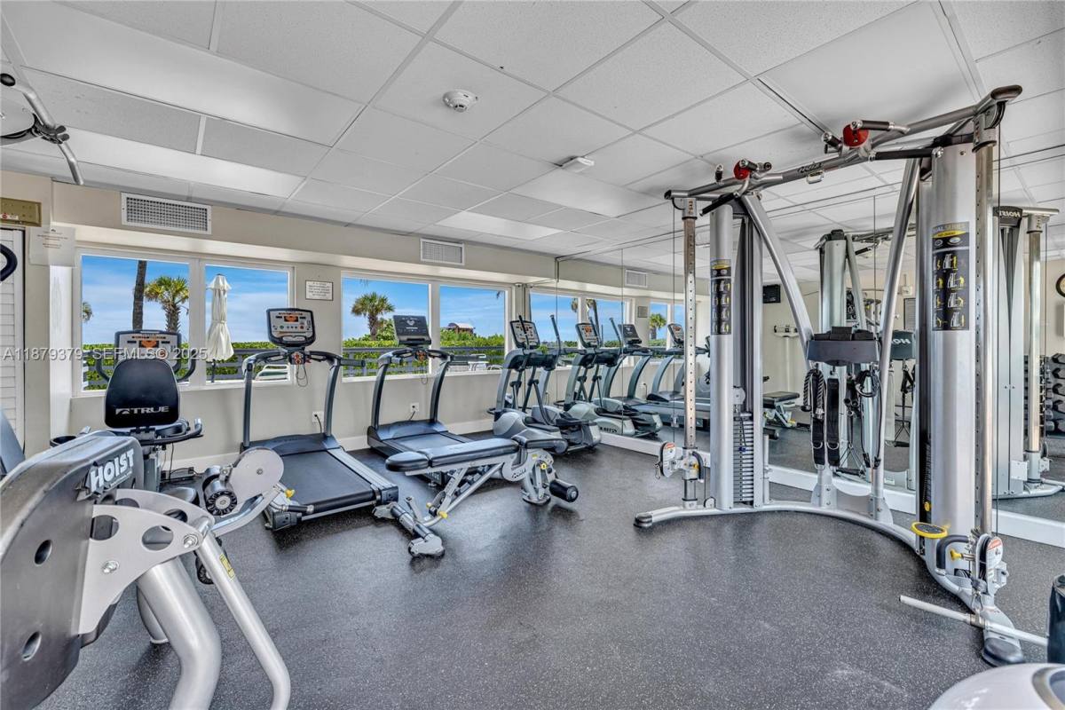 Condo for rent at 5005 Collins Ave #616, Miami Beach, FL 33140