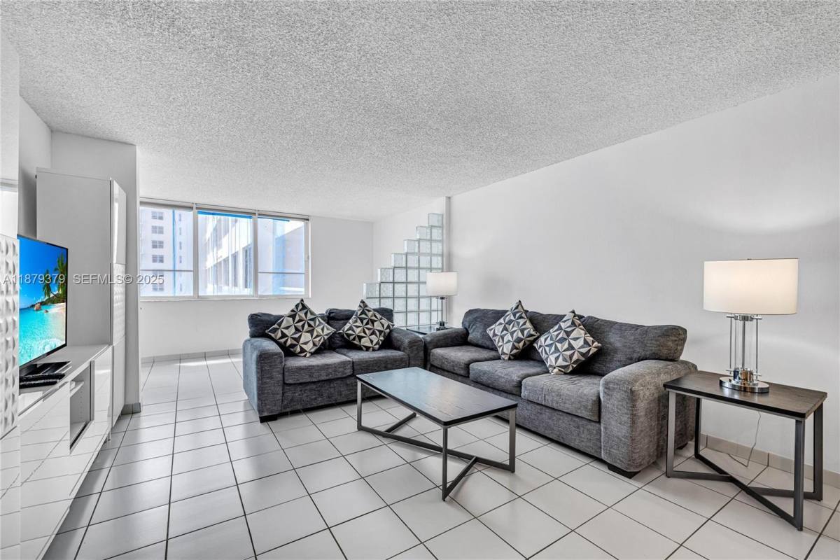 Condo for rent at 5005 Collins Ave #616, Miami Beach, FL 33140