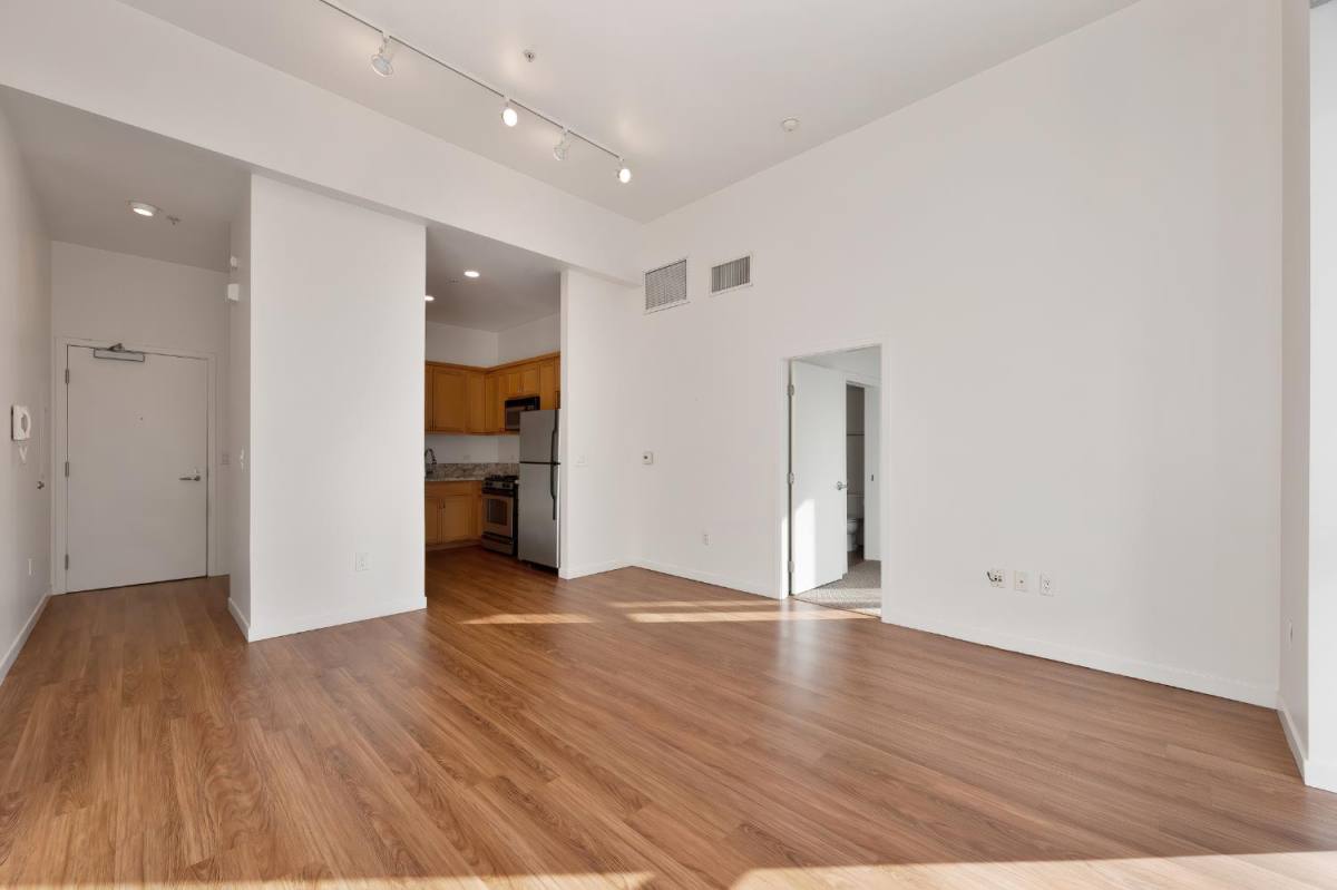 Apartment for rent at 1020 12th St #112, Sacramento, CA 95814