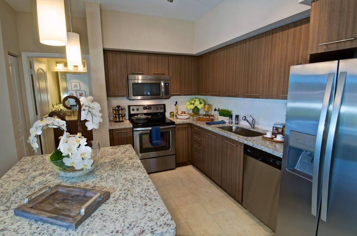 Apartment for rent at 16812 SW 137th Ave #833, Miami, FL 33177