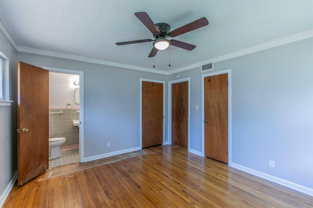 Apartment for rent at 4305 Cummings Dr, North Richland Hills, TX 76180