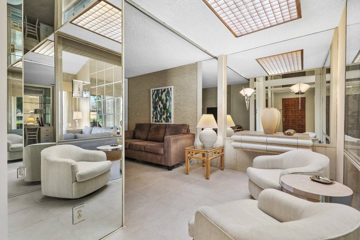 Apartment for rent at 175 Gran Via #175, Palm Desert, CA 92260