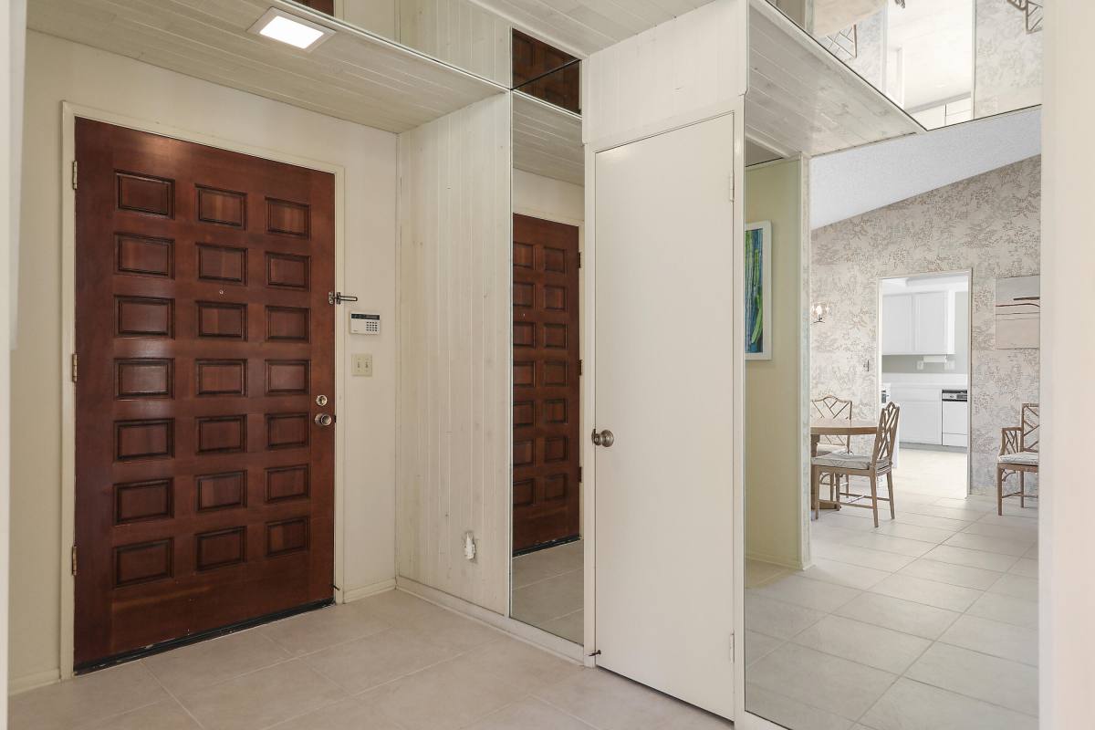 Apartment for rent at 175 Gran Via #175, Palm Desert, CA 92260