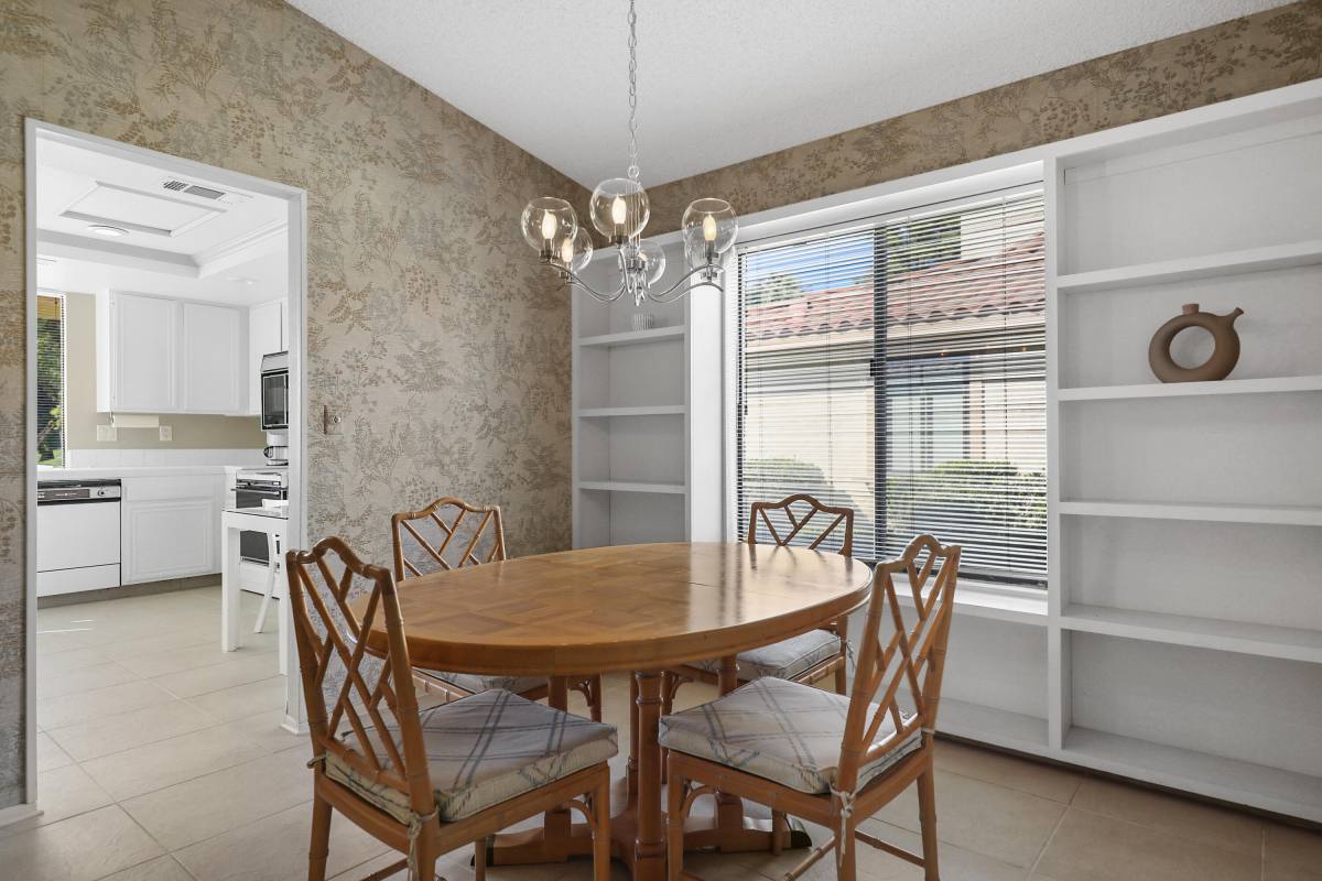 Apartment for rent at 175 Gran Via #175, Palm Desert, CA 92260
