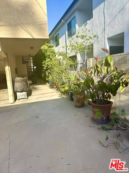 Apartment for rent at 1237 N Ogden Dr #3, Los Angeles, CA 90046
