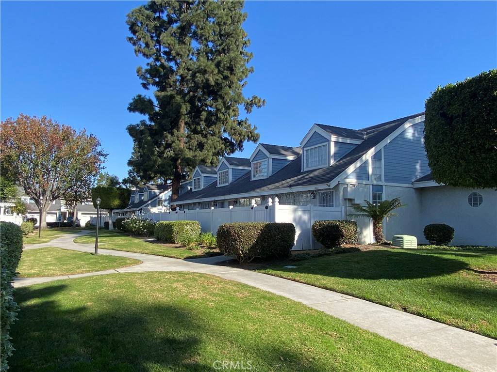 Townhouse for rent at 805 W Grondahl St #805B, Covina, CA 91722