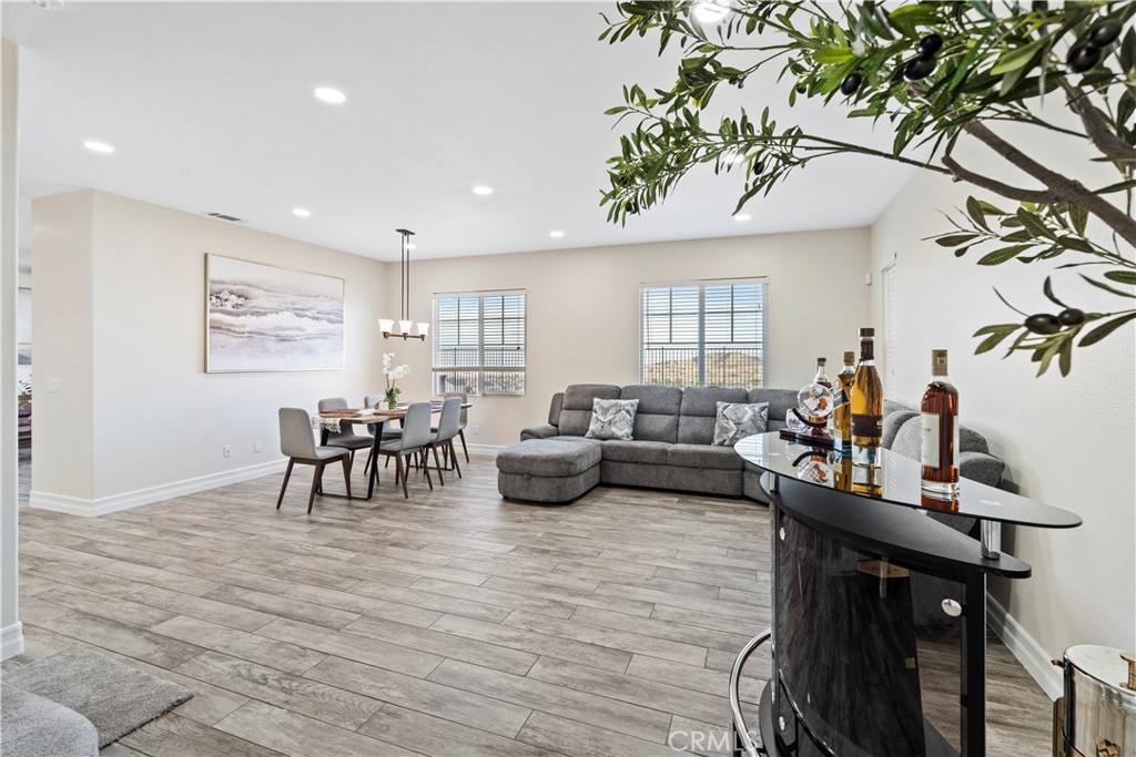 Apartment for rent at 2639 Chicory Lane, Palmdale, CA 93551
