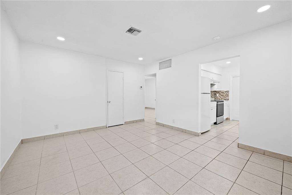 Townhouse for rent at 581 NW 17th Place #581, Fort Lauderdale, FL 33311