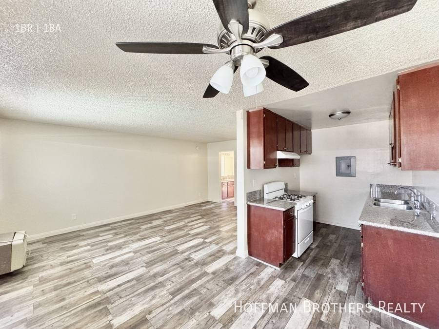 Apartment for rent at 20334 Saticoy St #37, Winnetka, CA 91306