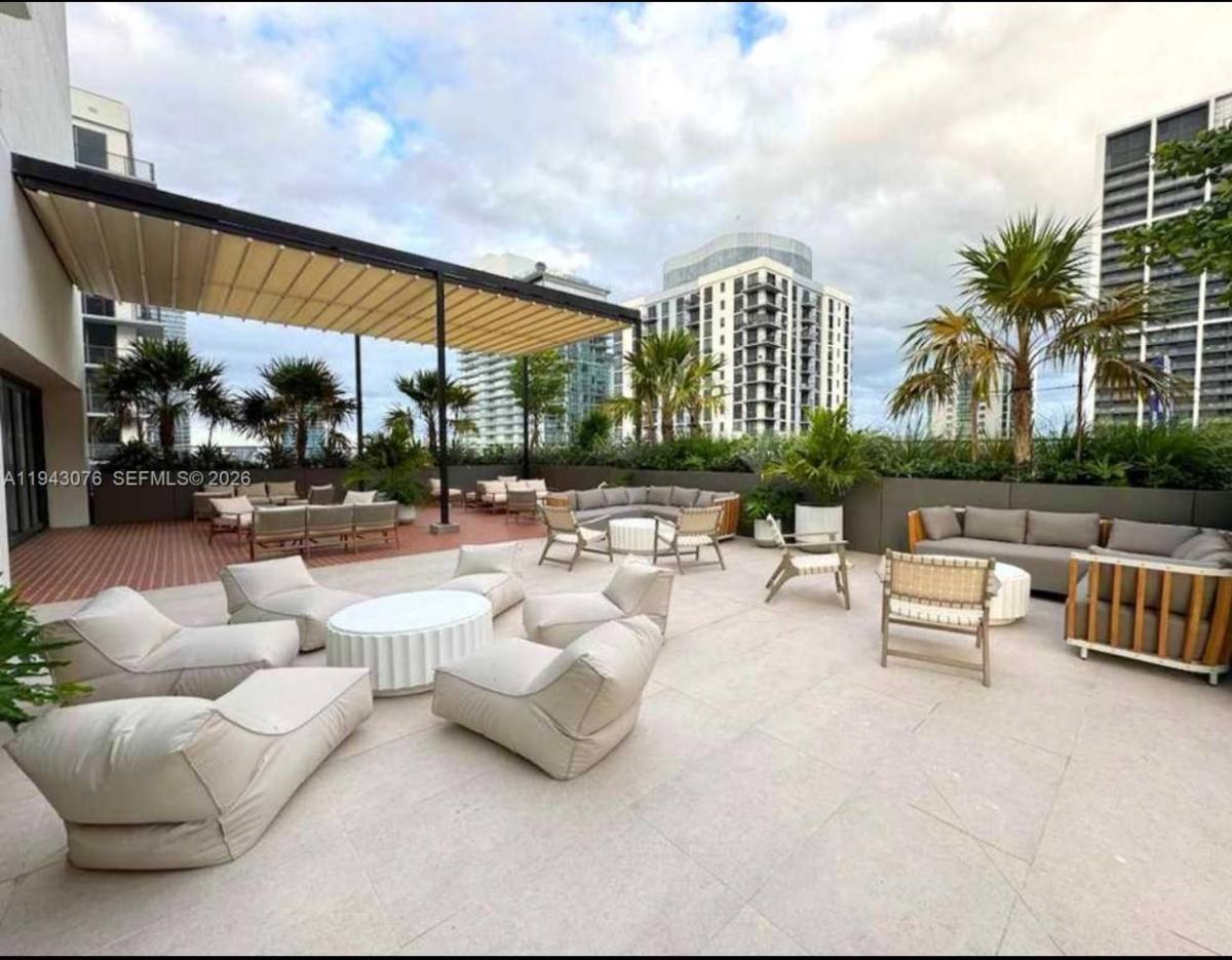 Apartment for rent at 601 N Miami Ave #901, Miami, FL 33132