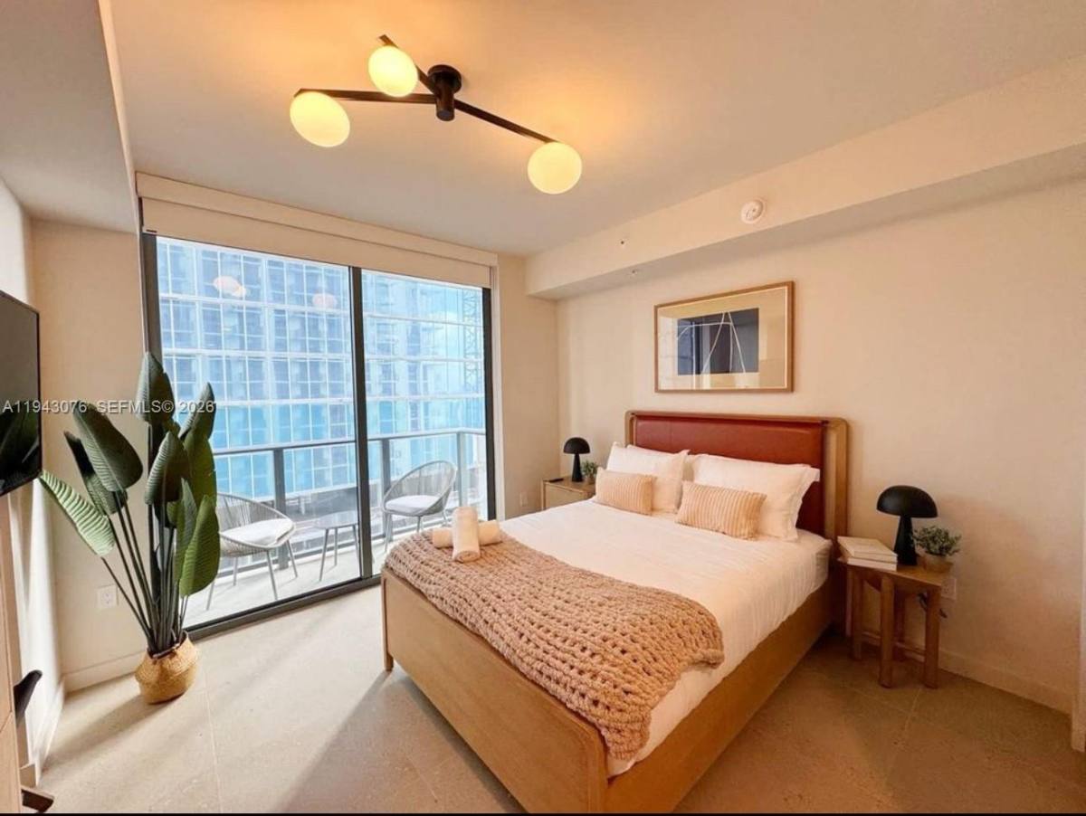 Apartment for rent at 601 N Miami Ave #901, Miami, FL 33132