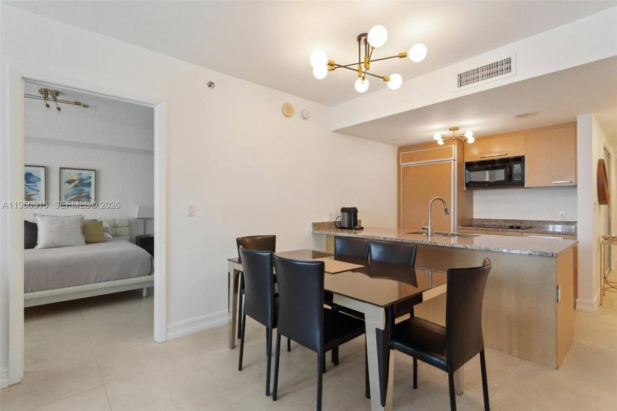Apartment for rent at 1800 S Ocean Dr #809, Hallandale, FL 33009