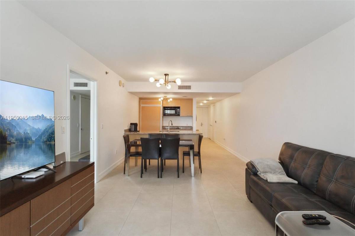 Apartment for rent at 1800 S Ocean Dr #809, Hallandale, FL 33009