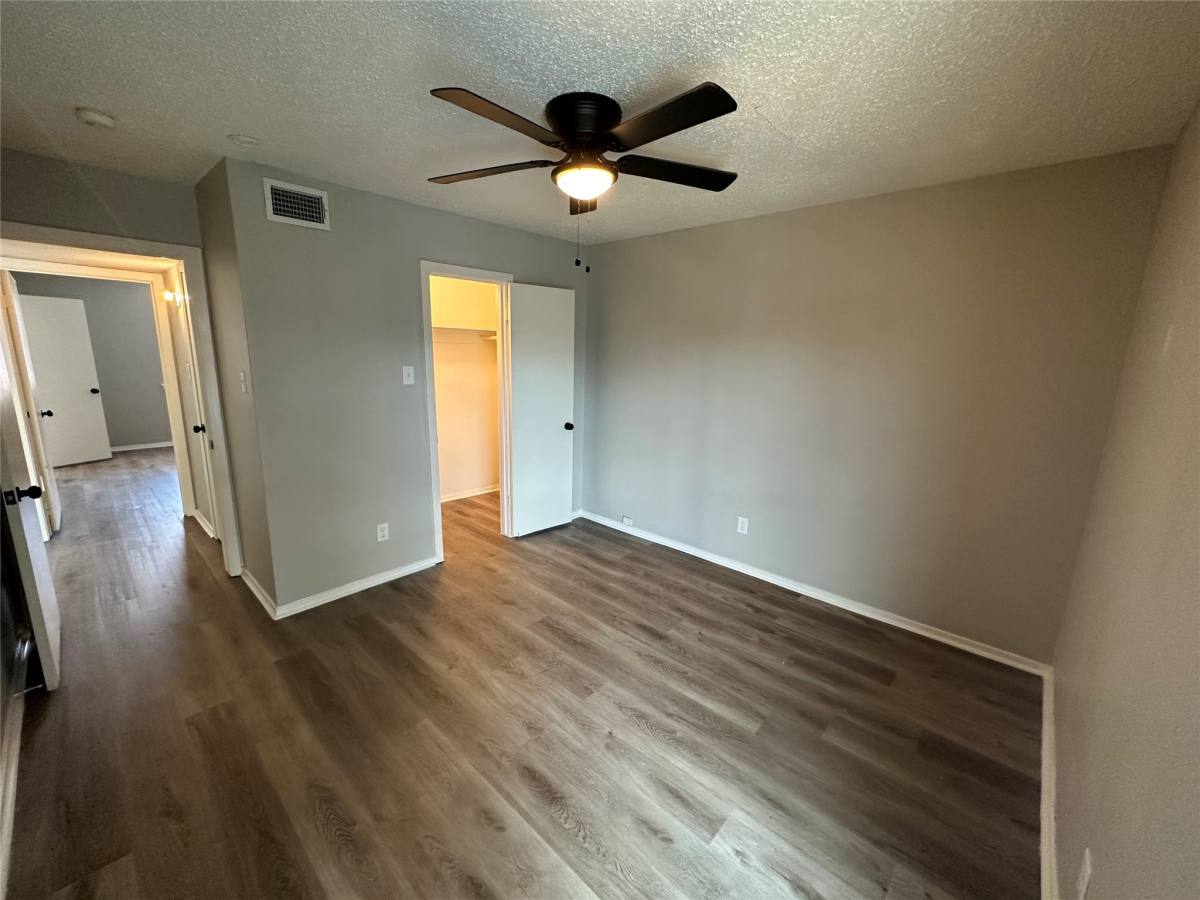 Apartment for rent at 9711 Linkmeadow Lane #11, Houston, TX 77025