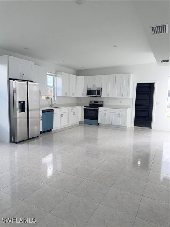 Apartment for rent at 1013-1015 Jaguar Blvd, Lehigh Acres, FL 33974