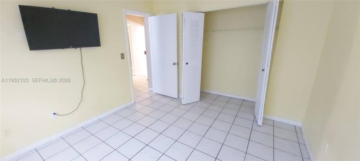 Apartment for rent at 4992 SW 123rd Terrace, Fort Lauderdale, FL 33330