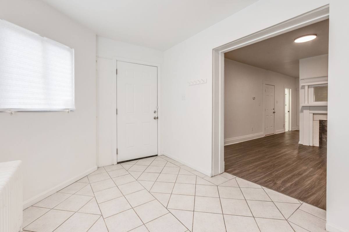 Apartment for rent at 17 Amanda St, Pittsburgh, PA 15210