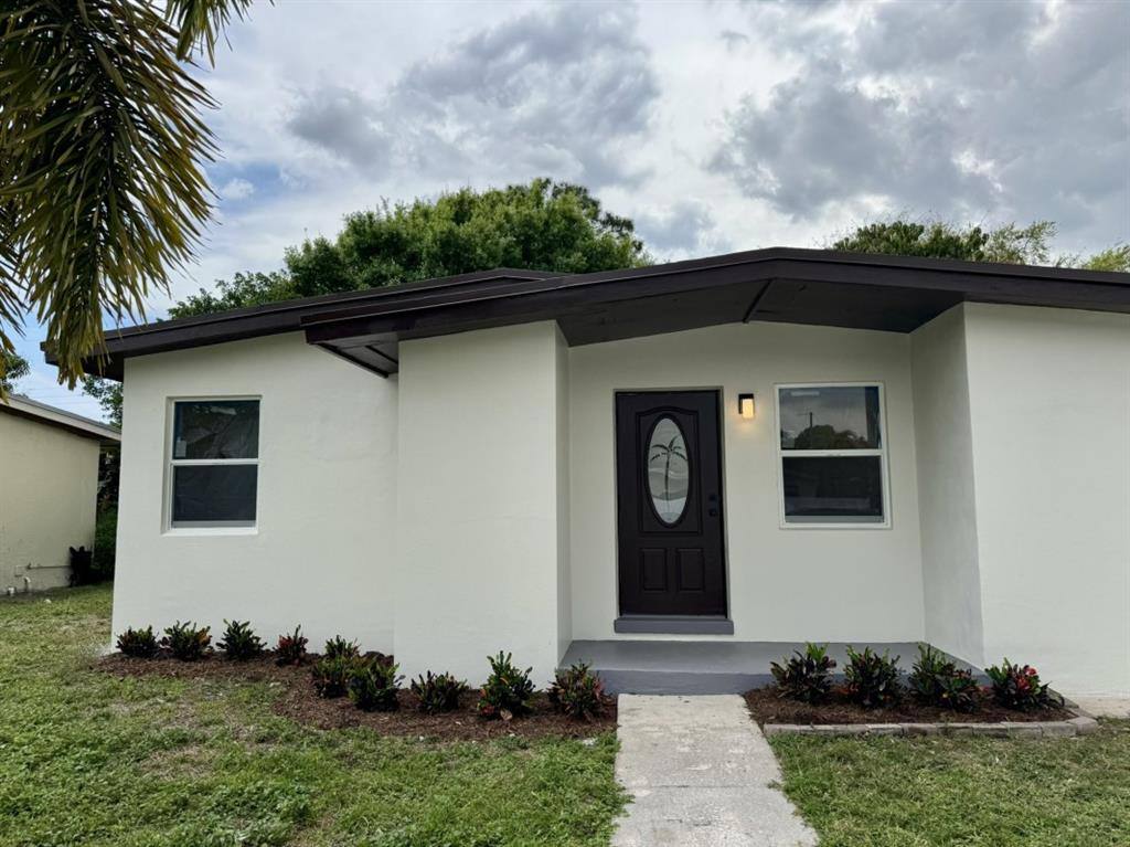 Apartment for rent at 1218 NW 13th Court #1218A, Fort Lauderdale, FL 33311