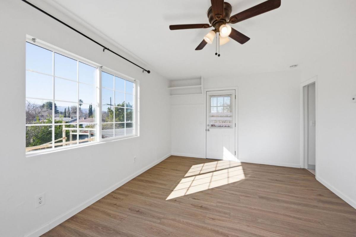 Condo for rent at 614 A Redwood Ave #614, Redwood City, CA 94061