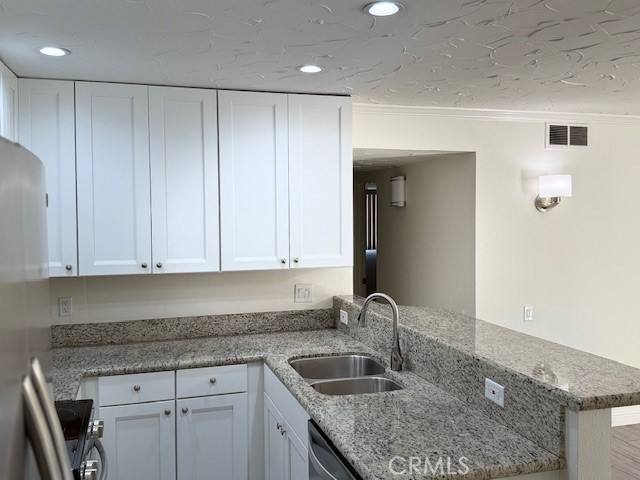 Apartment for rent at 45225 Sunset Lane #45225B9, Palm Desert, CA 92260