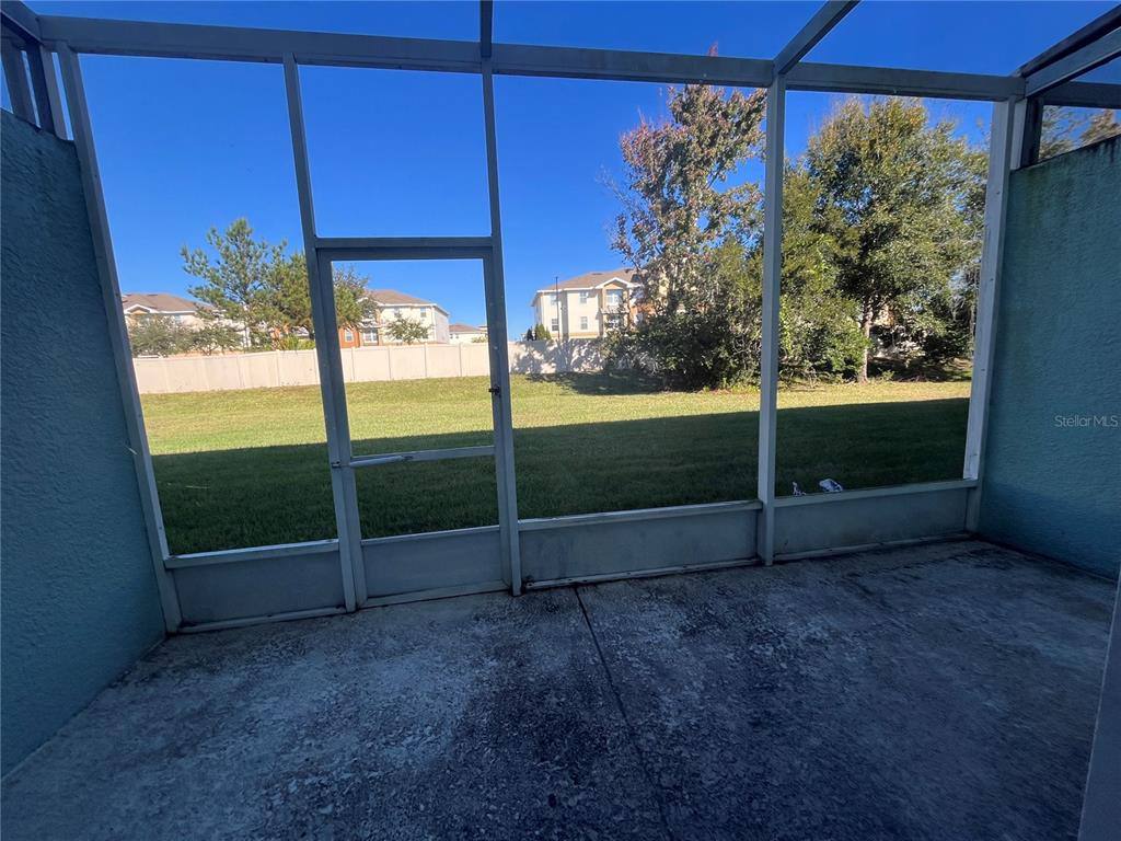Townhouse for rent at 2013 Grand Oak Dr, Kissimmee, FL 34744