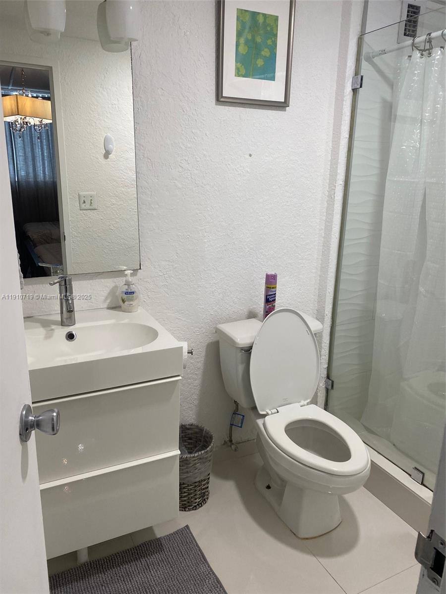 Condo for rent at 4001 S Ocean Dr #400114F, Hollywood, FL 33019