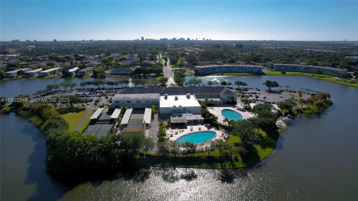 Apartment for rent at 47 Waltham B #47-47, West Palm Beach, FL 33417