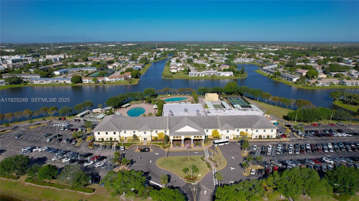 Apartment for rent at 47 Waltham B #47-47, West Palm Beach, FL 33417