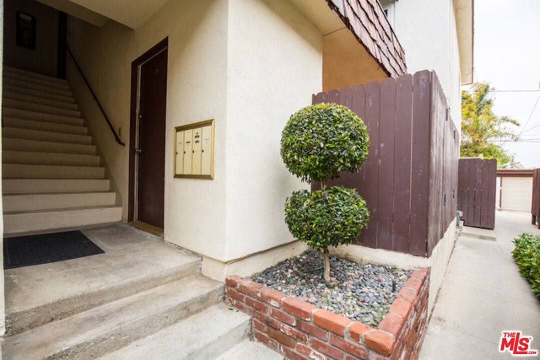 Condo for rent at 2418 Graham Ave #2, Redondo Beach, CA 90278