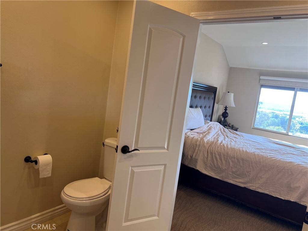 Apartment for rent at 7767 Via Rosa Maria, Burbank, CA 91504
