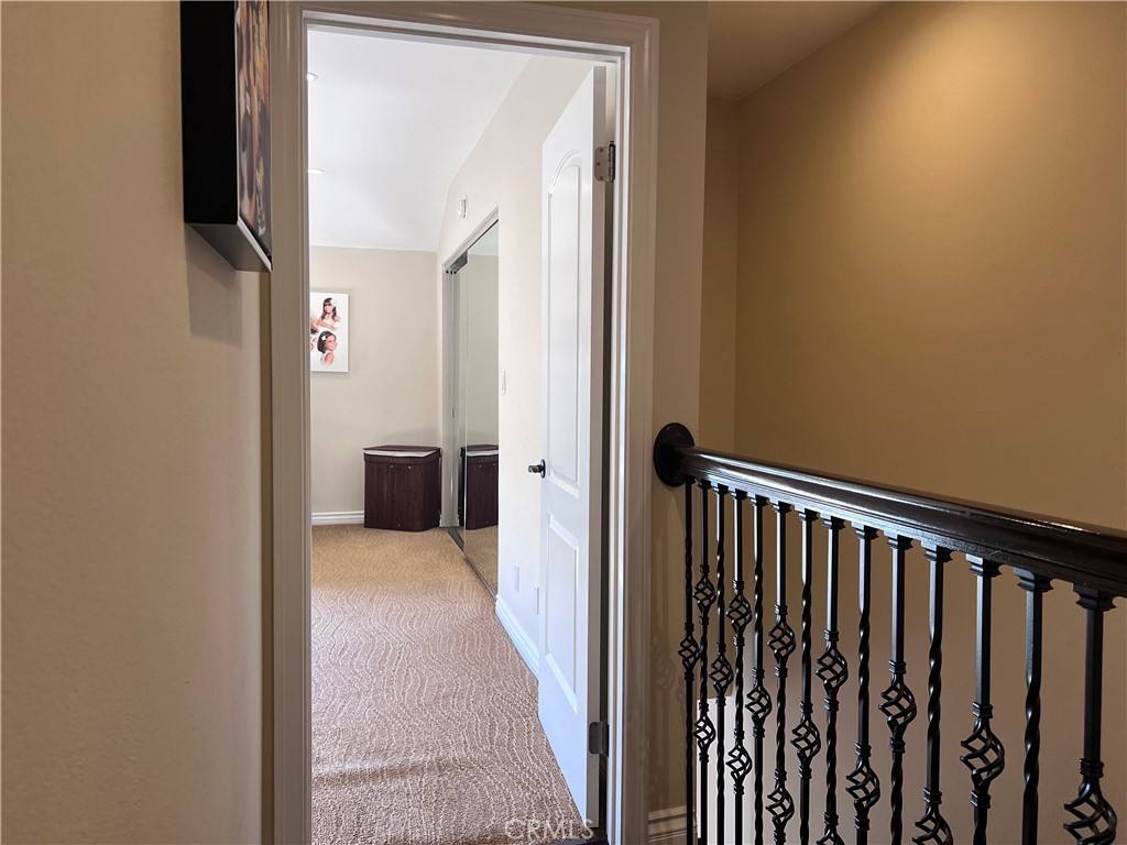 Apartment for rent at 7767 Via Rosa Maria, Burbank, CA 91504