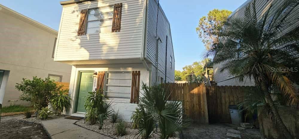Apartment for rent at 10213 N Ojus Dr, Tampa, FL 33617