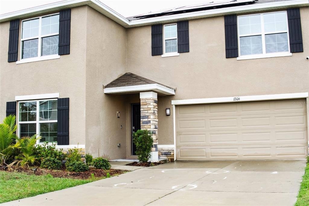 Apartment for rent at 1206 Tahitian Sunrise Dr, Plant City, FL 33565