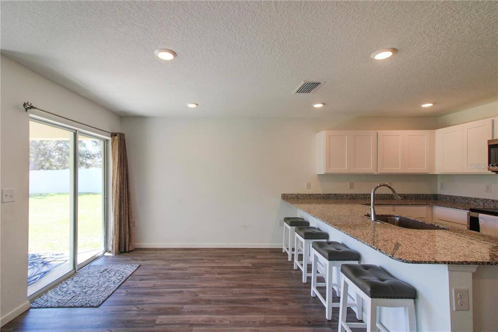 Apartment for rent at 10276 N Spaulding Dr, Dunnellon, FL 34433