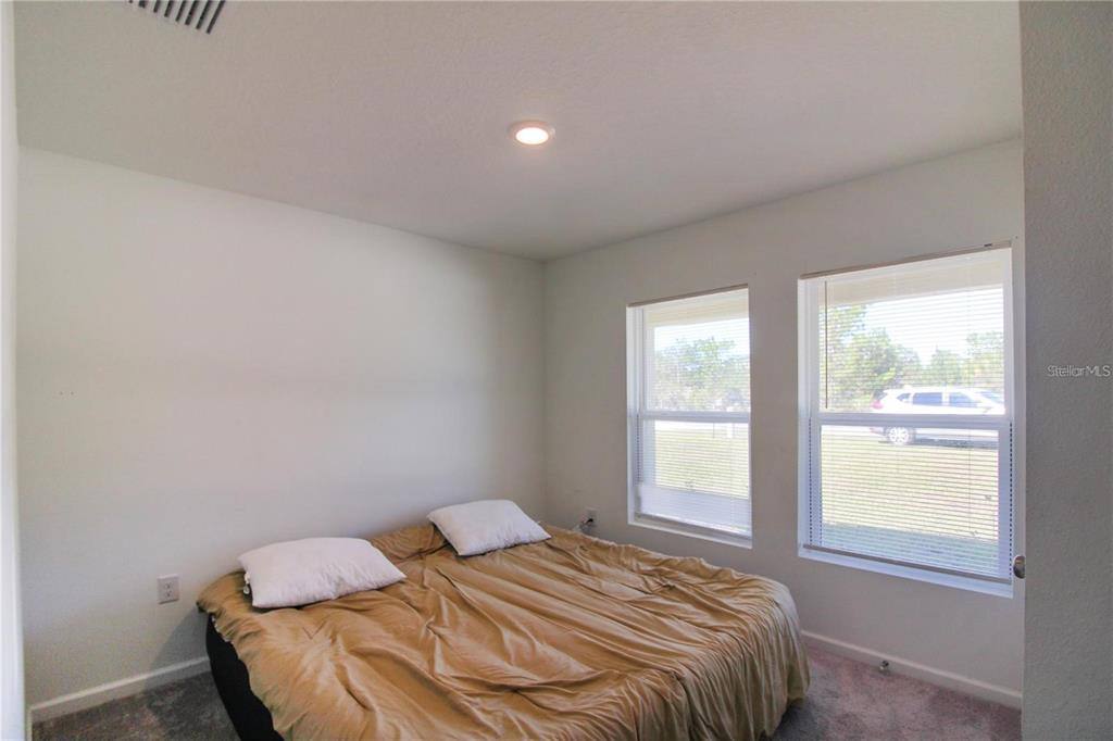 Apartment for rent at 10276 N Spaulding Dr, Dunnellon, FL 34433