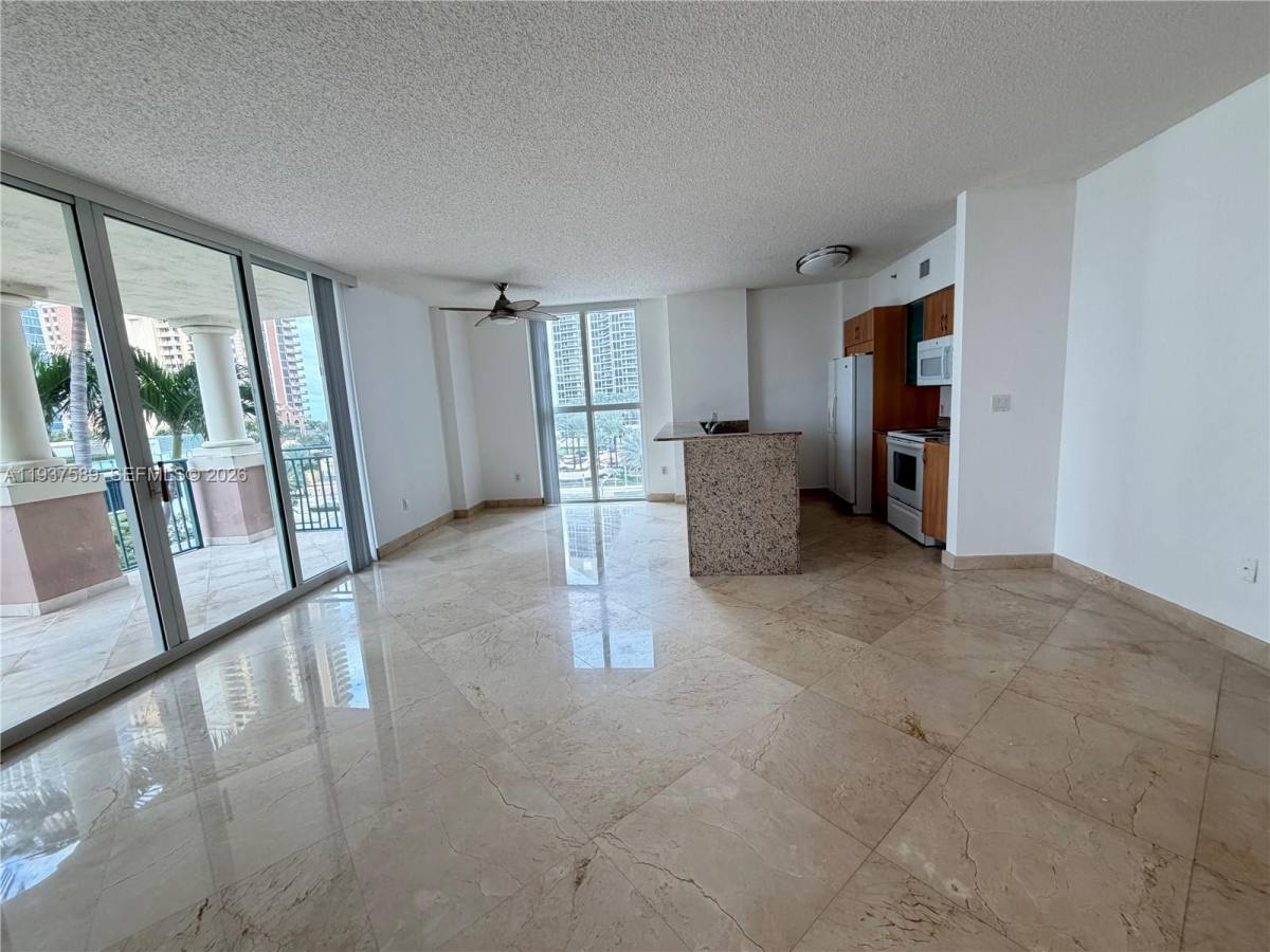 Apartment for rent at 17555 Atlantic Blvd #607, North Miami Beach, FL 33160