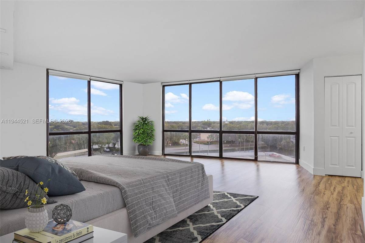 Condo for rent at 13953 Kendale Lakes Circle #13953608B, Miami, FL 33183