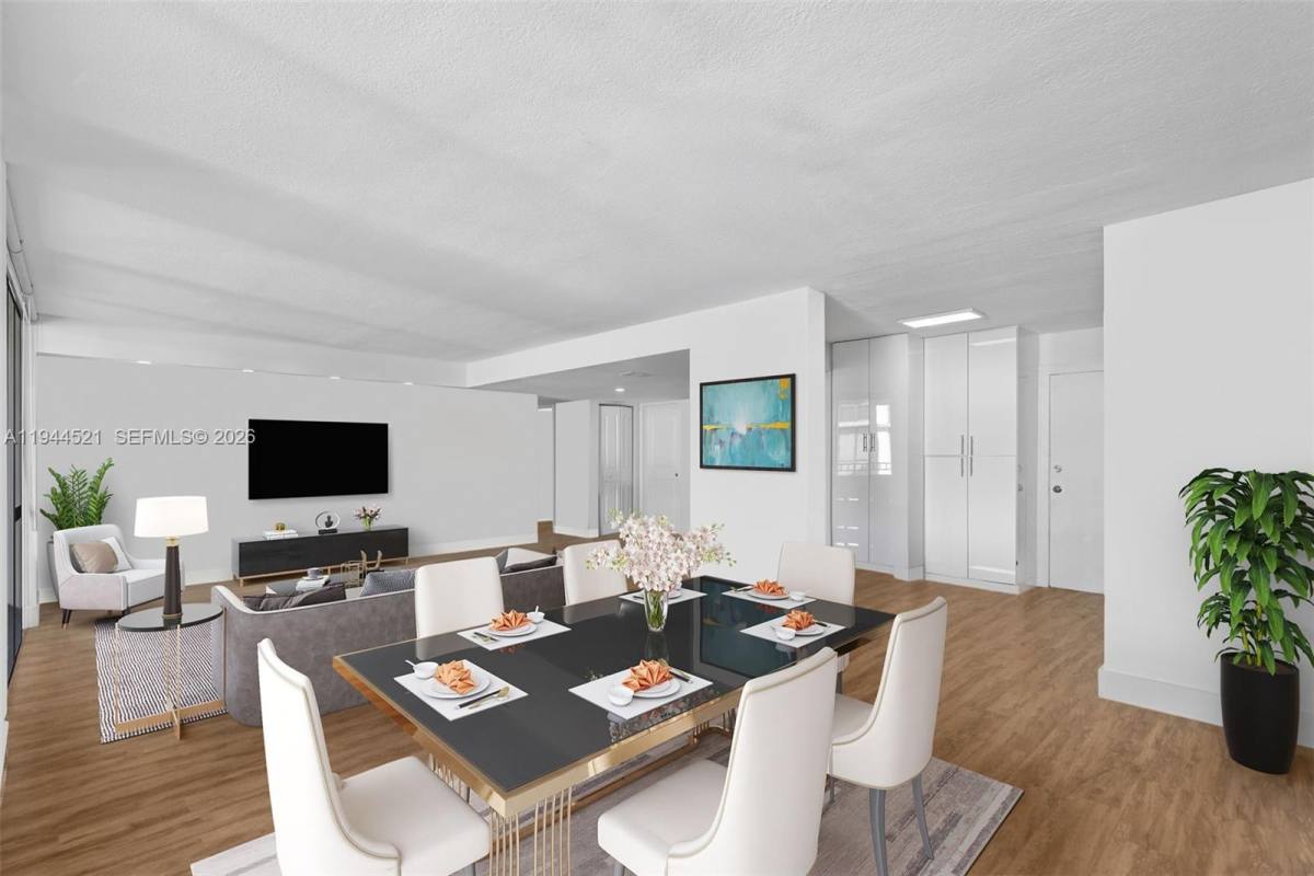 Condo for rent at 13953 Kendale Lakes Circle #13953608B, Miami, FL 33183