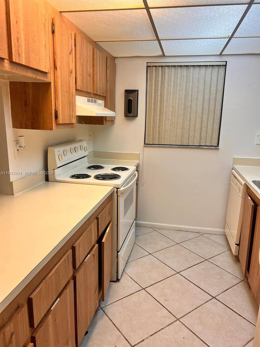 Condo for rent at 1850 N Congress Ave #409, West Palm Beach, FL 33401