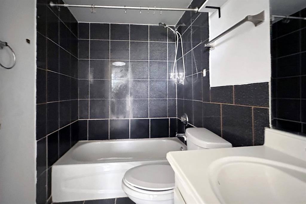 Condo for rent at 1900 N Congress Ave #407, West Palm Beach, FL 33401