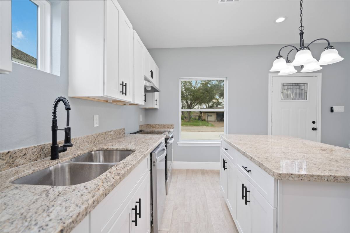 Apartment for rent at 3710 Rockingham St #3710B, Houston, TX 77051
