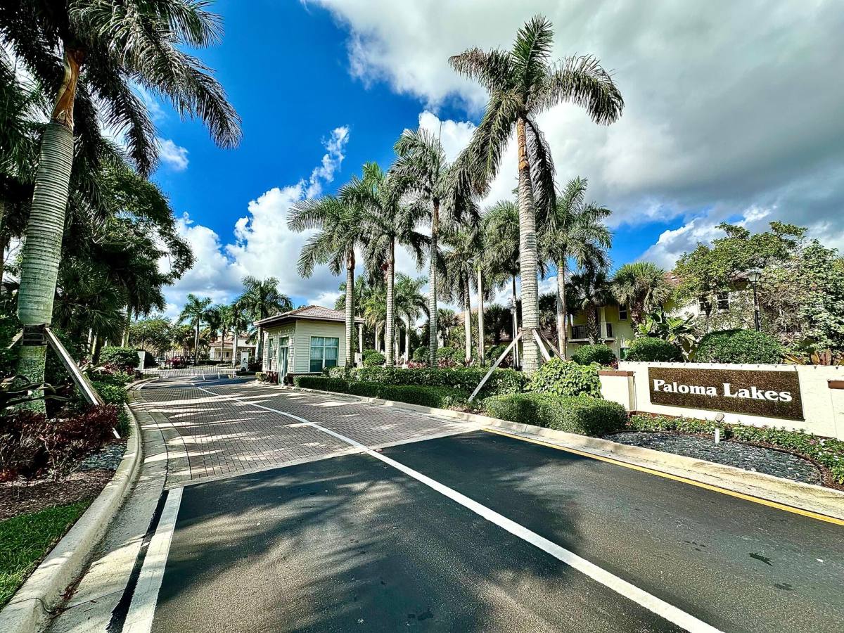 Apartment for rent at 4720 Mimosa Place #905, Pompano Beach, FL 33073