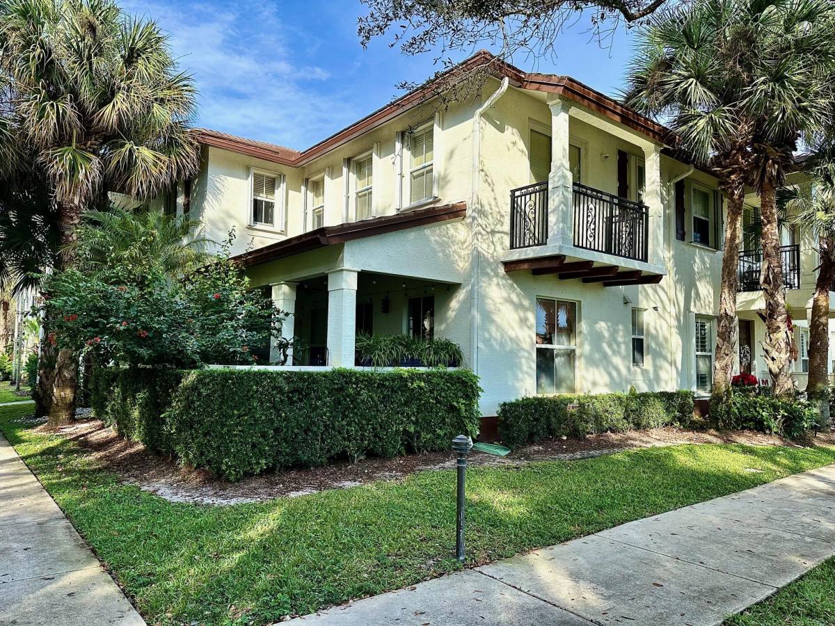 Apartment for rent at 4720 Mimosa Place #905, Pompano Beach, FL 33073