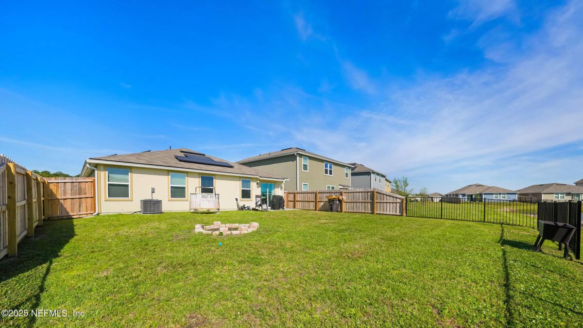 Apartment for rent at 12040 Grand Herring Way, Jacksonville, FL 32219