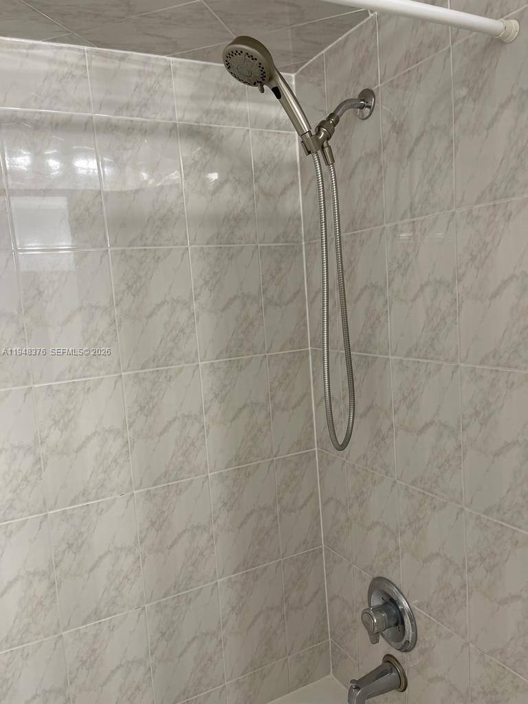 Apartment for rent at 724 NE 4th St #12, Hallandale, FL 33009